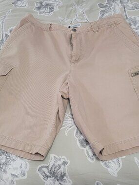 Columbia Tan Cotton 10" Shorts Size 34